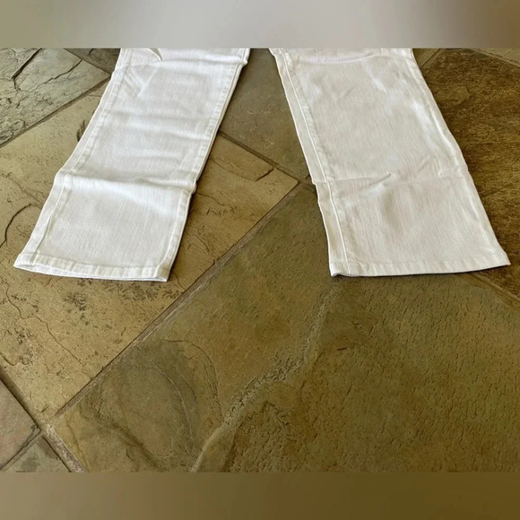 Ella Moss White Denim Jeans Size 12 Mid Rise Straight Leg Ankle Style Casual - Picture 3 of 7